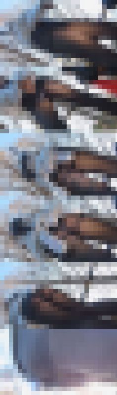 超高画質FHD動画 まさしく承認欲求モンスター！自己顕示欲を満たすために露出衣装で自分の身体を男達に撮られる娘達NO-2 ゼロ距　サンプル画像1