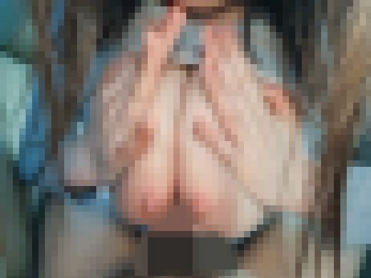 愛嬌たっぷり！たぬき顔のIカップ爆乳JDとおっぱいデート楽しんできた…車内でパイズリ狭射・オイル塗れヌルテカ乳堪能・露天風呂中出　サンプル画像2