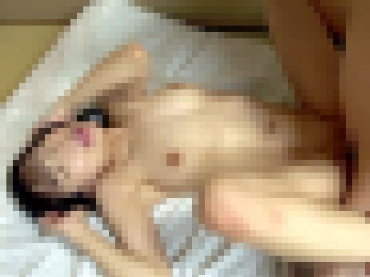 顔面◎ボディ◎の食べごろ出張メンエス嬢…お客様の押しにまけジュポフェラ・騎乗位で自ら腰をグラインド・エロ声上げてマ●コ中出しSE　サンプル画像3