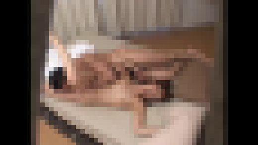 人妻マッサージ嬢にタッチしてみたら…File.1　サンプル画像1