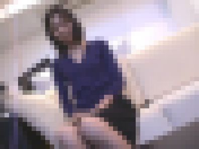 清楚でスレンダーな28歳人妻が罪悪感を抱きつつ他人棒で絶頂　サンプル画像1