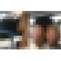 パンストOLをデスクの下から覗いてみた...ずり上がったタイトスカート肉感美脚に▼地帯 サンプル画像