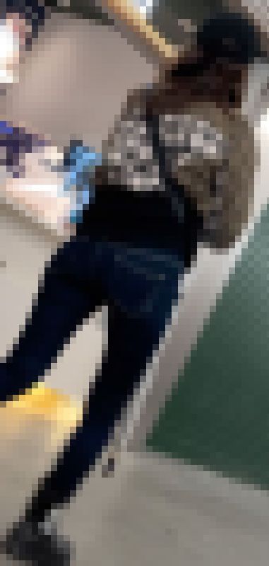 152　プリップリなスキニー女子　サンプル画像2