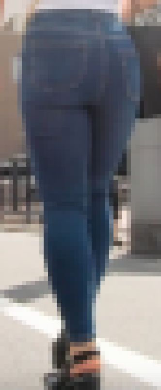 157　圧巻の肉付きスキニー尻　サンプル画像2