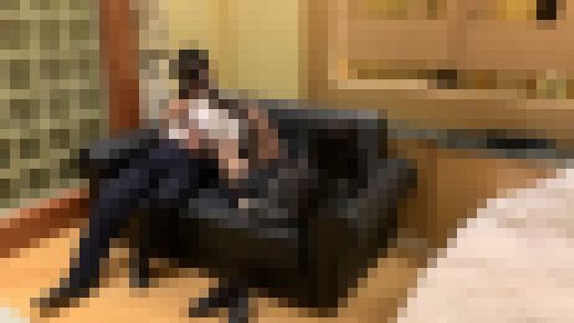 ガチの女上司柏木さんによる 仕事終わり黒パンストでM男いじめ　サンプル画像1