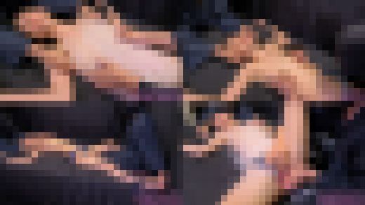 【M/F】全裸のスレンダー美女を思う存分くすぐりまくる！ベッド拘束編【ウルトラハード】【小松杏】　サンプル画像1