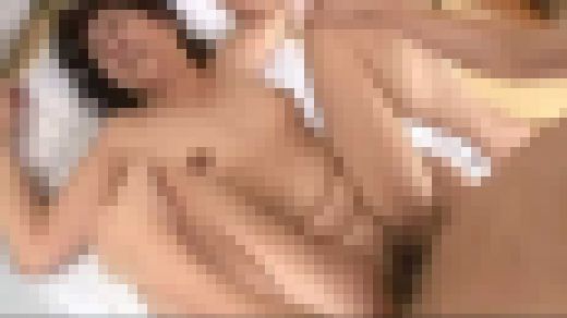 母親は抑えの効かない性の衝動に息子のチ○コを咥え込み快楽に狂ってしまう　Part 4　サンプル画像3