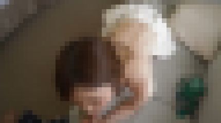 26歳人妻が他人棒で突かれてアソコをマン汁でベトベトにして何度も絶頂　サンプル画像2