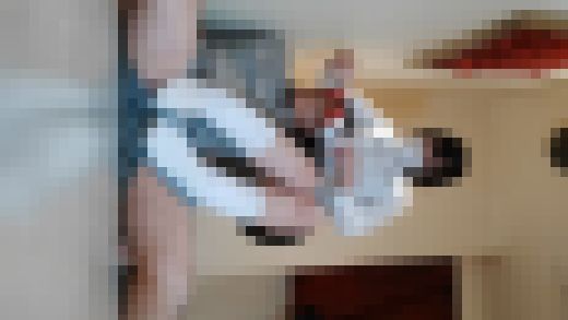 自撮り踏み活応援企画あやちゃん⑤ルーズソックスで足コキ顔踏み編　サンプル画像1