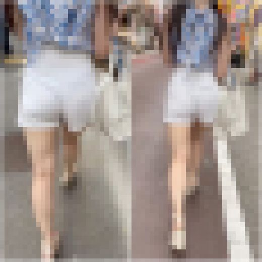 《過去一のショーパン&Tバック！ほぼお尻が透ける口でか美女》　サンプル画像3