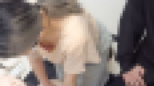 【救命講習/胸チラNo.57】心拍マッサージ講座の胸チラ絶景乳首/OLさんと元介護士の卵　２名分　サンプル画像3