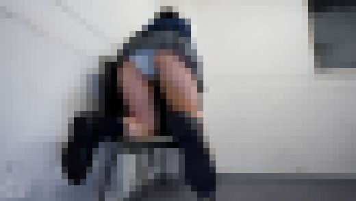 ミニスカウォッチング114　のぞき込み　サンプル画像3