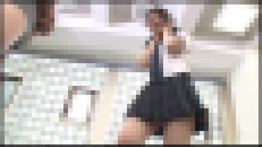 【フリーダム】生まれて初めての金蹴り #018 NFDM-491-06　サンプル画像3