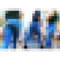 No.254お尻から太もも、そしてふくらはぎへ…メリハリの利いた下半身ラインを見せつけるお姉さん サンプル画像