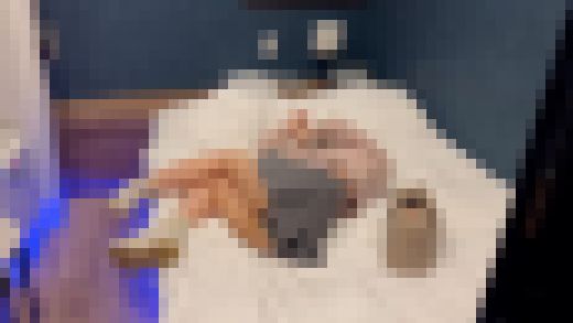 性欲を刺激する女盛りの肉質 ミニスカの代名詞ヒラヒラ系の素人美ギャルを背後から... サンプル画像1