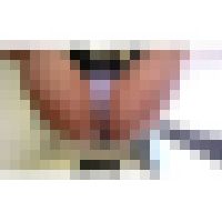 アダルトメーカーOLお姉さんのお掃除パンチラ サンプル画像