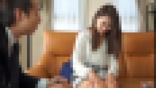 【ブリット】知人の大事な女性が目の前でハダカになる衝撃！ #001 EQ-214-01　サンプル画像1