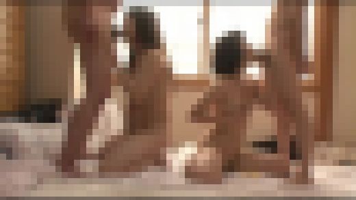 寝取り合いスワッピングをこっそり隠し撮り！File.4　サンプル画像1