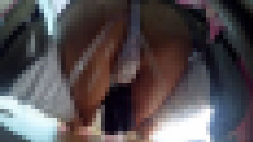 可愛い黒ギャルちゃんのパンチラアルバイト　サンプル画像1