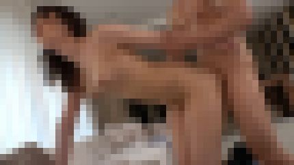 長身スレンダーの22歳女子大生が巨根で奥を突かれてフラフラになるまで喘ぎまくる　サンプル画像3