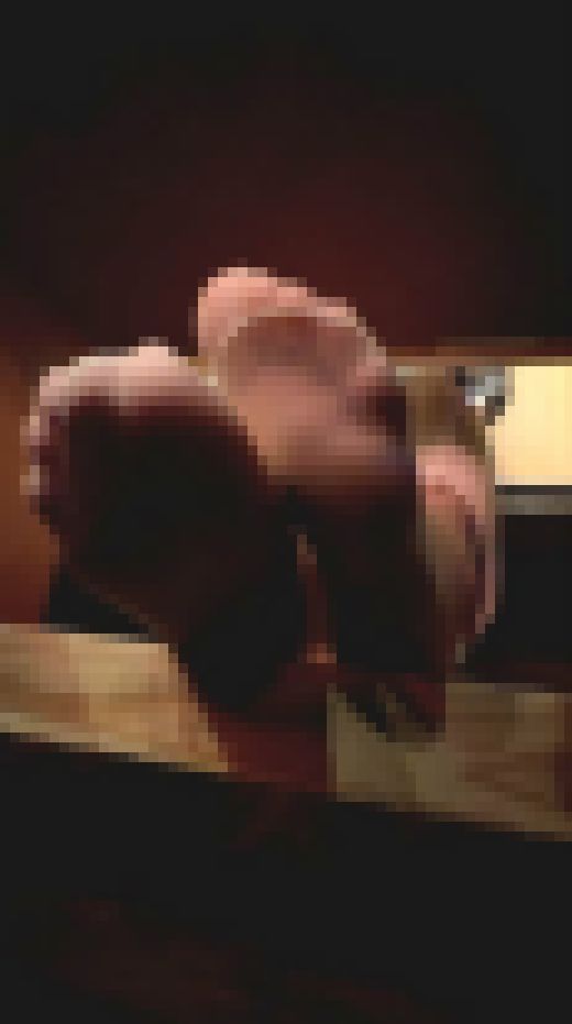 28歳OL人事担当 パンツスタイル×パンツマ大胆接写！　サンプル画像1