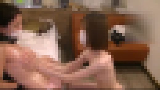 AAAカップとGカップモデル　オイルマッサージレズ動画j-92-5-2　サンプル画像2