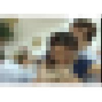 四十路を迎えてもなお美しさが増す美魔女たち。そんな彼女たちの若さの秘訣はこのチンポ！と言わんばかりに、ビンビンに勃起したペニスを サンプル画像