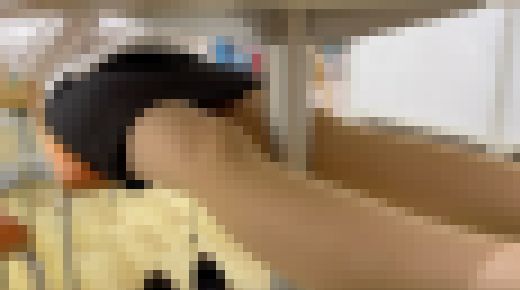 【4K動画】同僚OLのくつろぎパンスト　サンプル画像2