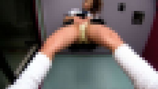 敏感ボディ白ギャルちゃんのコットンパンティを滲ます愛液オナニー　サンプル画像1