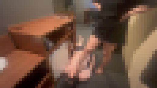 【閲覧注意】高身長168cmオラオラ系 ヤンキーギャルれな様による生足で踏みつけ＆舐めさせ 足コキ罵倒M男いじめ　サンプル画像2