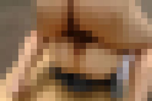 ◆素人投稿動画 画面拡大/画質向上版 野外で裸にしたらびっくりのナイスボディでおまけにあそこはパイパンのかわいいOLさん 【Pa　サンプル画像2