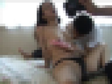 貞淑で綺麗な人妻にぶっとい肉棒ブチ込んだろうかい　サンプル画像1