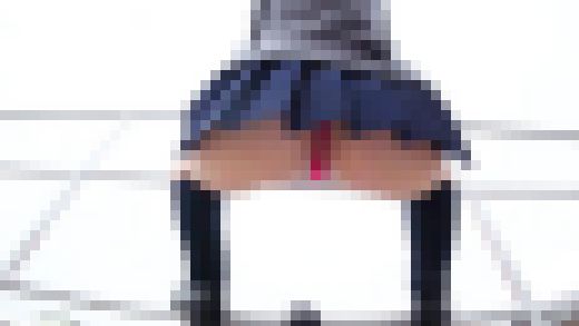 ニットカーデ×ミニスカ堅実女子ちゃんの屋上ストレッチパンチラ　サンプル画像1
