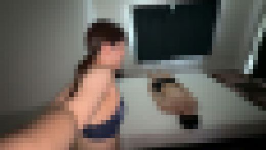 【個人撮影】水月みおの自撮りでM男唾液責め　サンプル画像1