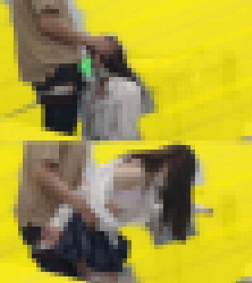 【再販セール1/13迄】色白美肌のけしからん女の子が電車内で潮吹き！ト◯レでされるがままにフェラ＆バック生ハメ+中出し！　サンプル画像2