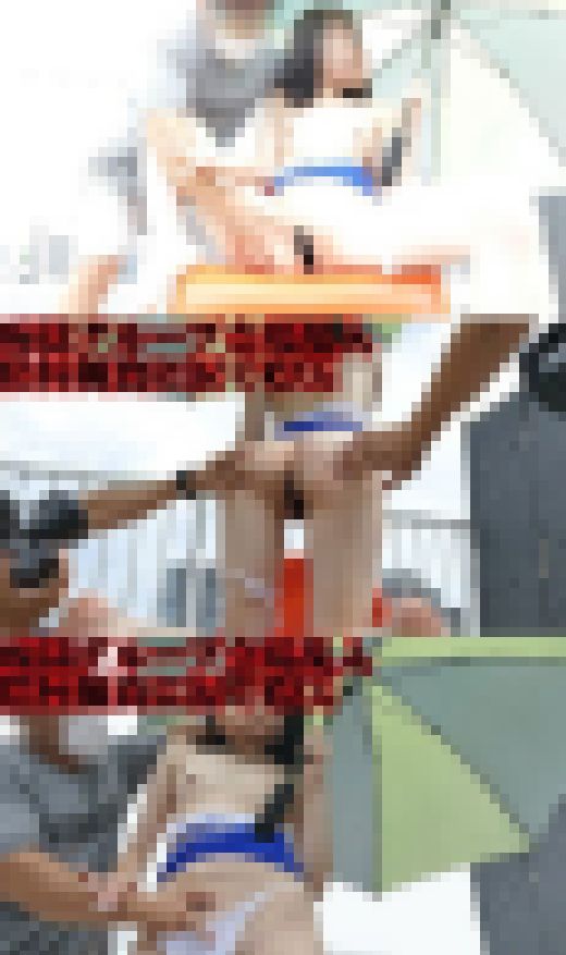 令和アクションカメラ！激写ハプニング12「サーキットに連続窃触テロ発生！恐怖に涙ぐむ尻美人、陰唇めくる卑劣行為」　サンプル画像3