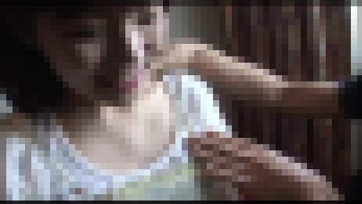 【ブリット】痴話喧嘩後別々に歩き出したカップルの彼女に声を掛け慰めるフリをして身体を頂く #002 EQ-003-02　サンプル画像1