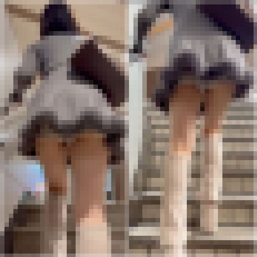 《マイクロミニのニットワンピドレス姿の美女》　サンプル画像2