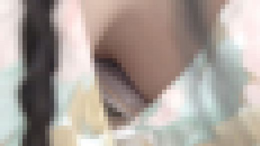 vol.70【花嫁さんの生着替え】陥没乳首の美巨乳花嫁さんとピンク乳首の花嫁さんのお色直し　参列者の胸チラ・パンチラ　計４名　サンプル画像3