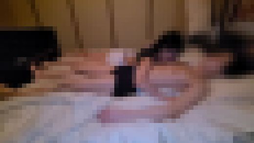 【激カワJD】イラマでオエらされる美女JD。乳首舐め、フェラ　サンプル画像1