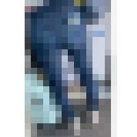 171 ハイウエストスキニー尻に大接近 サンプル画像