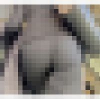 《良アングル！スーツが良く似合う抜群のスタイルの美女》 サンプル画像