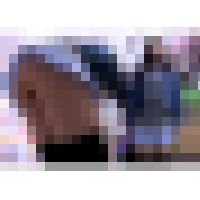 【しゃがみパンチラ】ニーハイ×絶対領域の破壊力！ミニワンピからこぼれ落ちる豊満デカ尻 サンプル画像