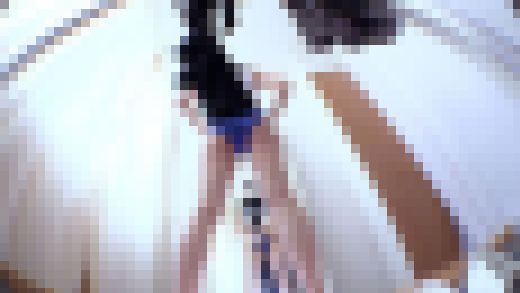 上品美人OLお姉さんの更衣室で生着替え　サンプル画像2