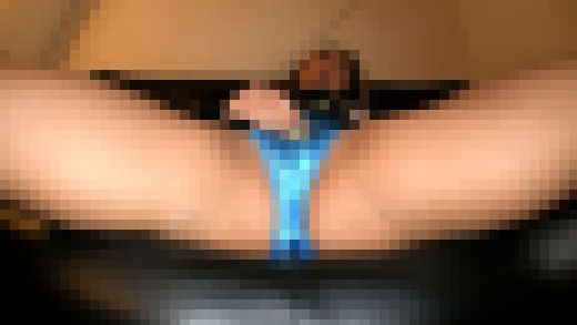 美乳黒ギャルちゃんのサテン・シミパン・オナニー　サンプル画像3