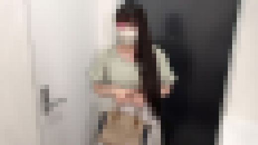 黒髪ロングのハキハキ系美女から秘密のパンツ買取交渉ぁ＂巨乳触りさせてもらいました【パンチラ/美尻】　サンプル画像1