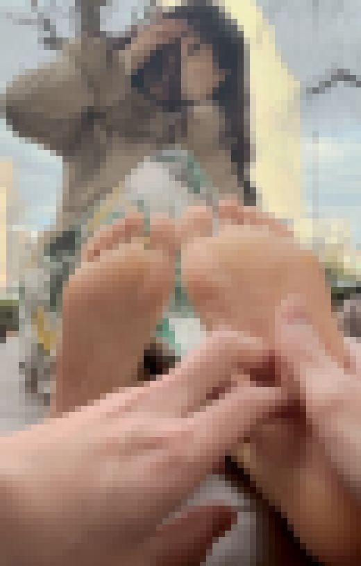 激カワ美女23.5cm超激弱ネイル足裏くすぐりで爆笑！5分13秒　サンプル画像3