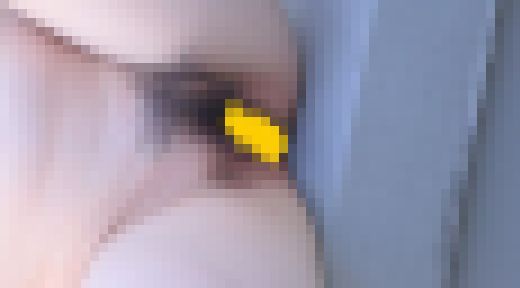 [会員制マル秘イベントお宝映像シリーズ39-2]露出コスプレ、風にたなびく濃い目のアンダーヘアーが意外とエロティックでした　サンプル画像3