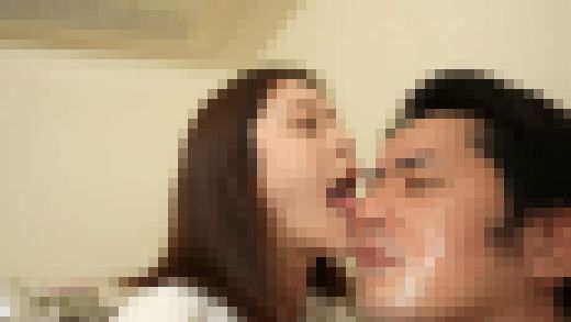 【個人撮影】彩川ゆめかの顔面唾液パックマッサージ　サンプル画像3