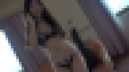 色白スレンダーの19歳女子大生がEカップを揺らしながら快感に顔を歪めて喘ぎまくる サンプル画像1